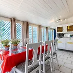 2 A La Maison Mosaic Prázdninový dům *