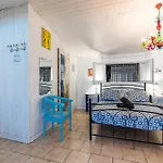2 A La Maison Mosaic