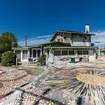 Prázdninový dům 2 A La Maison Mosaic *