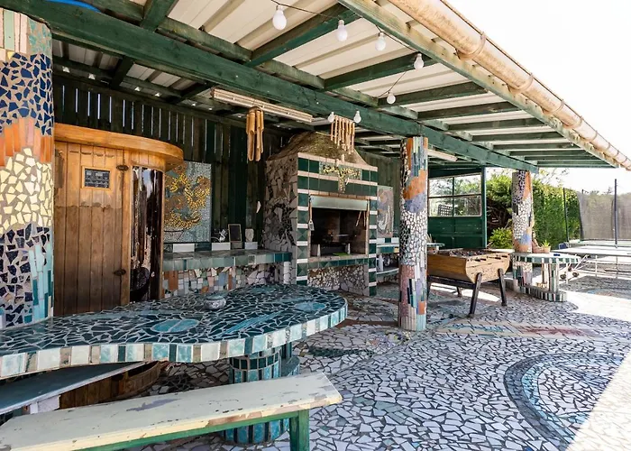 2 A La Maison Mosaic 度假居 *